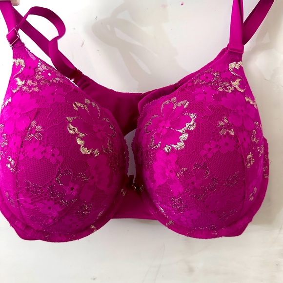 36D full coverage lightly lined body by Vs bra - Picture 6 of 6